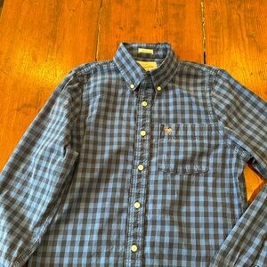 Abercrombie muscle button down shirt